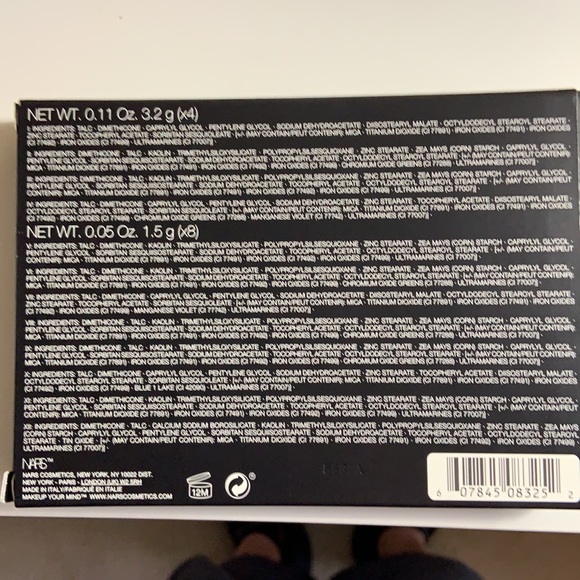 New in box Nars Narsissist eyeshadow palette - Picture 3 of 5
